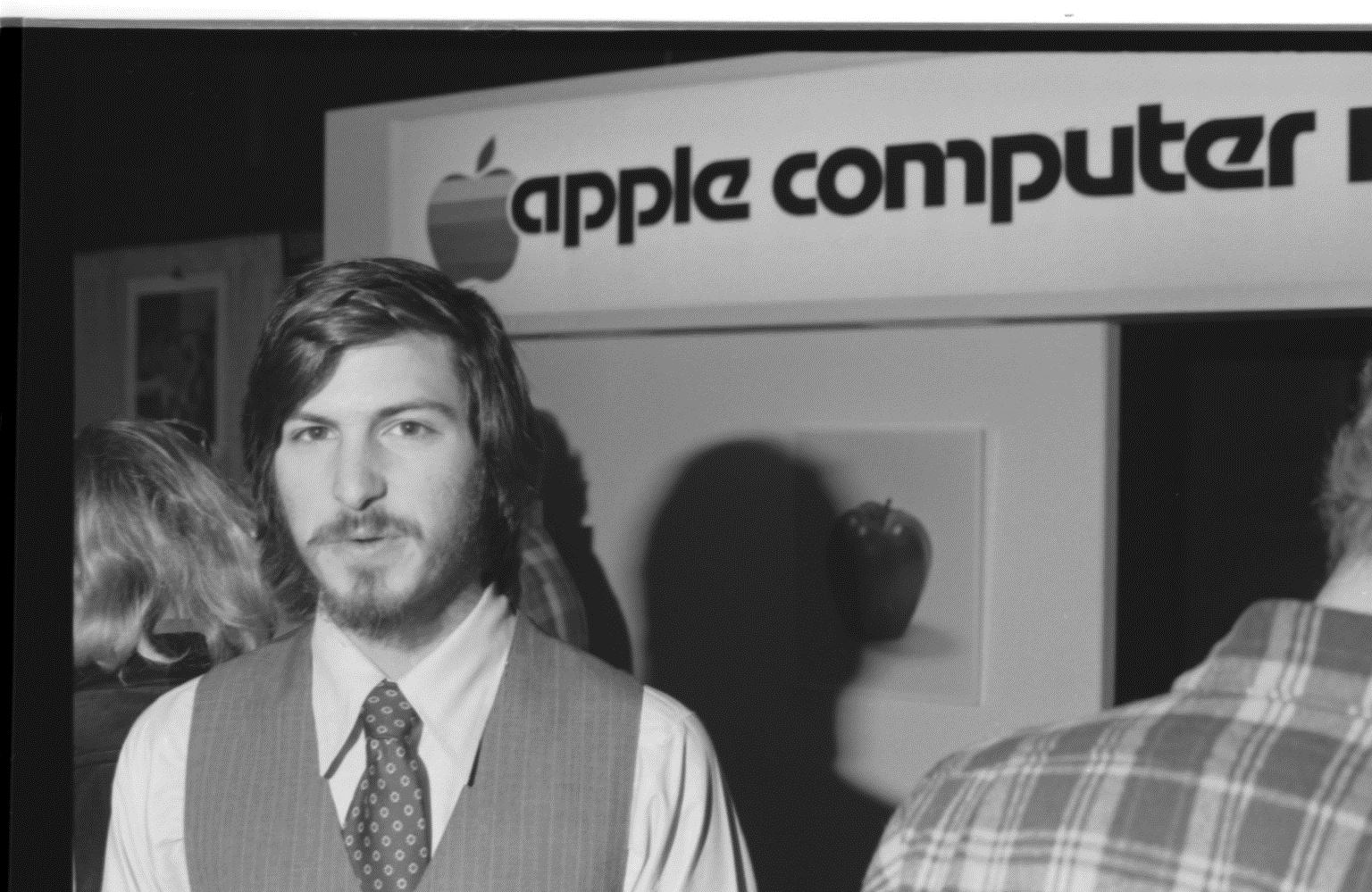 o-STEVE-JOBS-1977-facebook